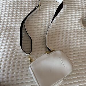 Elegant White Crossbody Bag